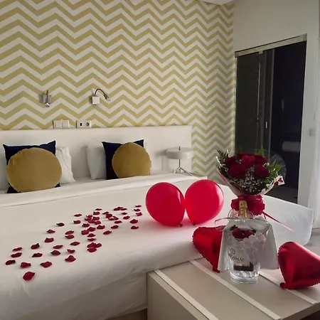 Aqua Ria Boutique Hotel