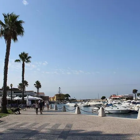 Aqua Ria Boutique Hotel