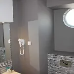 Aqua Ria Boutique Φάρο