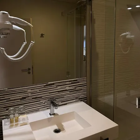 Aqua Ria Boutique Hotel